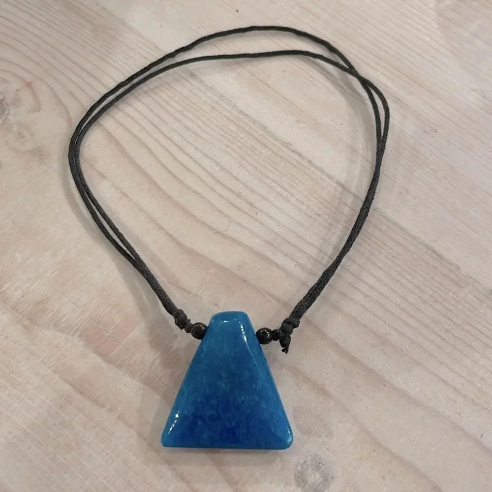 Stone necklace - Picture 7 of 8